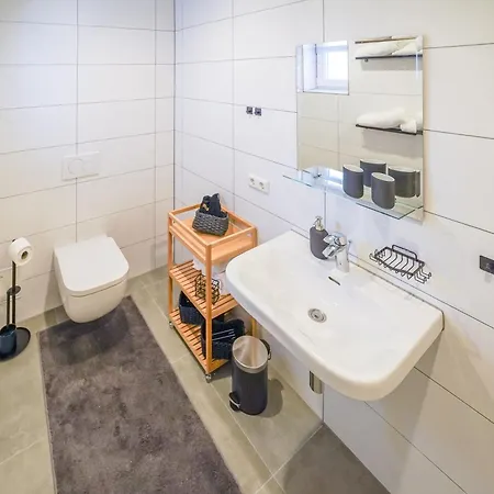 Apartamento Urlaub Und Coworking Am Ammersee